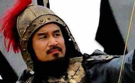 曹操手下的臧霸在很多战争中屡建奇功，为何鲜有人知？