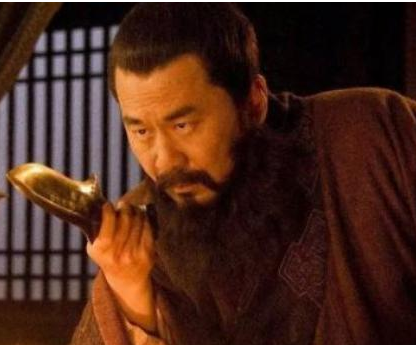 许劭除了曹操还评价过谁？许劭的评价准吗？