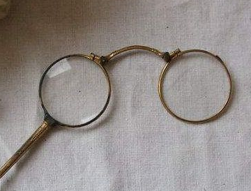 古代眼镜造价不菲：一副眼镜换一匹马