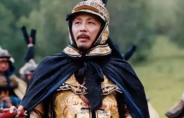 精通骑射的清朝皇帝为何钟爱扳指？清初扳指是用什么做的？