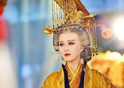 唐朝时期女性是什么地位？看服饰和婚姻关系就明白了