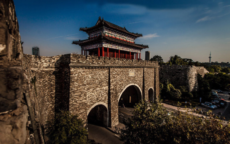 清朝时期，为什么江苏巡抚的衙门没有驻扎在南京，而是驻扎在苏州？