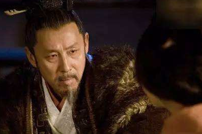 卢绾跟刘邦是什么关系？我国史上第一个太尉，封地在长安，最后逃亡匈奴