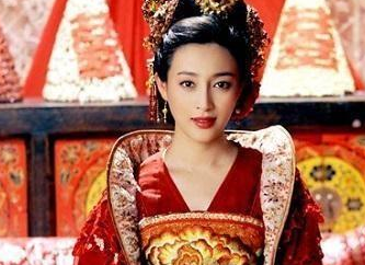 李祖娥：21岁成为皇后，30岁成为皇太后，之后的生活却十分瘪三