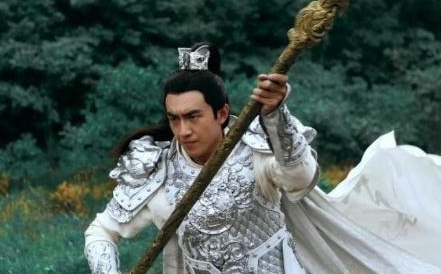 刘备手下两员大将能抵抗吕布，他们是谁？