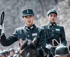 《雷霆战将》是翻版《亮剑》吗？能否超越经典？