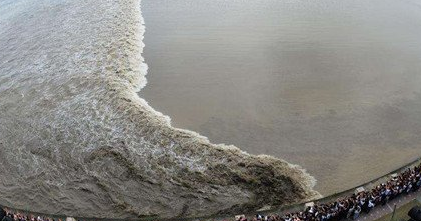 中国最壮观的海潮在哪里？什么时候观赏是最佳的？