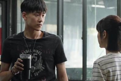 《三十而已》钟晓阳是渣男人设吗？怎么看出来的