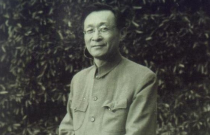 王稼祥是谁 为什么他的名字会出现在军事三人小组的名单上呢