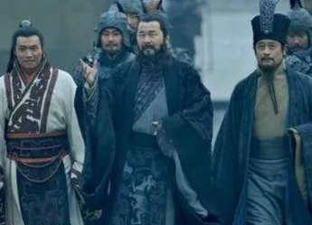 曹操是真的看不起诸葛亮吗？原因是什么