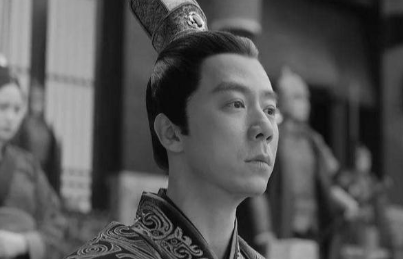 袁绍为什么会败给曹操？他失败的原因有哪些？