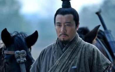 他是刘备和公孙瓒的老师，卢植有什么来头？