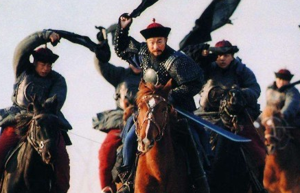 满清建立初期时期，清军的战斗力是历史巅峰吗？