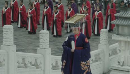刘娥垂帘听政十几年未曾称帝，但她又为什么要穿龙袍？