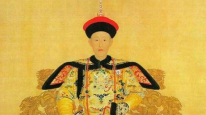 乾隆皇帝在江南旅游的时候有过哪些趣事？