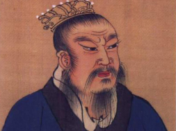 秦始皇统一六国建立秦朝时，西汉开国皇帝刘邦正在做什么？
