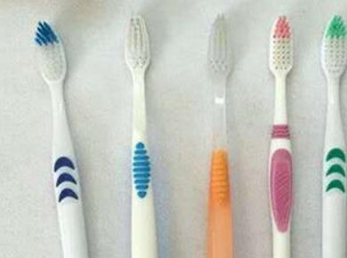 塑料牙刷属于什么垃圾？塑料牙刷是可回收垃圾吗？