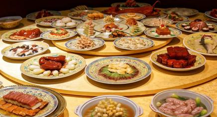清朝皇帝一般一日只吃两顿饭 皇帝和妃子每天都吃什么