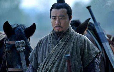 刘备是皇室后裔，为何混的却很惨呢？