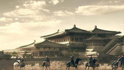 在整个西汉时期，长安城的营建经历了怎样的变化？