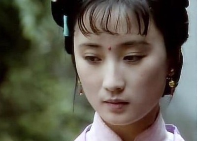 红楼梦里香菱与秦可卿容貌相似，可为什么说她是黛玉的影子？