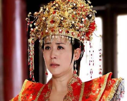 她是堂堂宰相的女儿，却独守空房18年