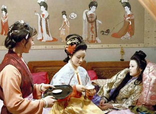 红楼梦金陵十二钗中，第二爱哭的人为什么是王熙凤？