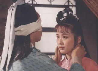 绿牡丹全传第十九回：十字街前父跑马