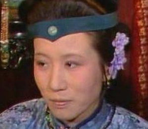 红楼梦中李纨是如何处理赵国基的丧银问题的？