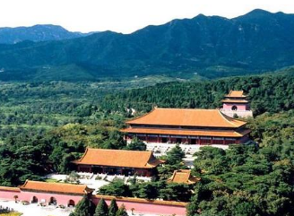 皇陵不是用来埋葬皇帝与嫔妃的吗，为何明十三陵中有座太监墓？