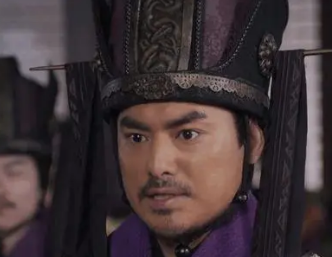 韩文侯执政期间，在政治方面有何主张？