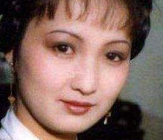 红楼梦中尤二姐与平儿之间有何交集？二人关系怎么样？