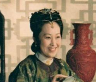 红楼梦中薛姨妈是个什么样的母亲？