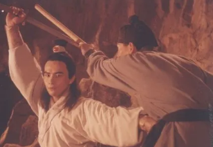 绿牡丹全传第二十五回：书房比武逐义士