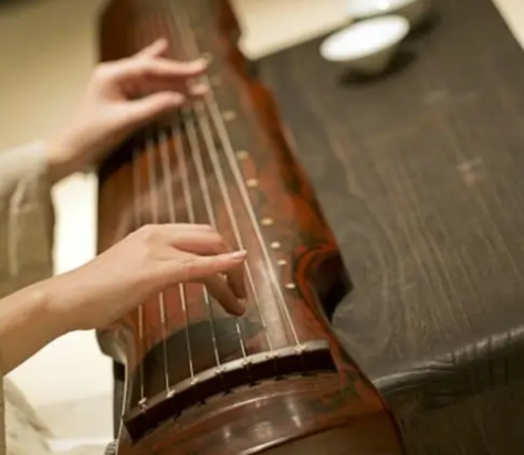 古琴是一个什么样的乐器 中国传统拨弦乐器古琴介绍