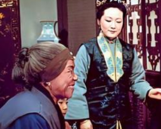 红楼梦中刘姥姥一进荣国府，为何能成功？