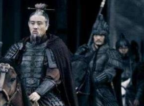 夷陵之战时，为何刘备要选择御驾亲征呢？