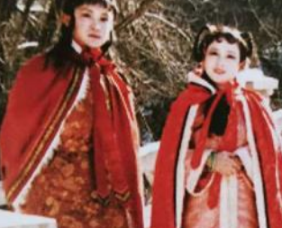 红楼梦中邢岫烟最后为何会与薛蝌结亲？