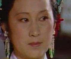 红楼梦中刘姥姥来贾府打秋风时，薛姨妈为何不帮她