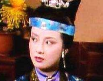 红楼梦中贾母得知迎春在孙家的遭遇时，是什么态度？