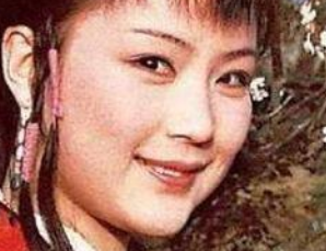 红楼梦中史湘云为何拒绝贾母要跟宝钗住在一起？