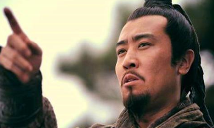 刘备只是织席贩履之徒，他是怎么逆袭为一方君主的？