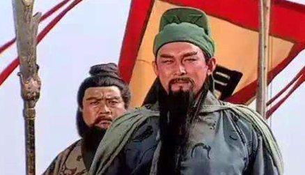 在刘备的五虎上将中，关羽与赵云之间有何高下之分？