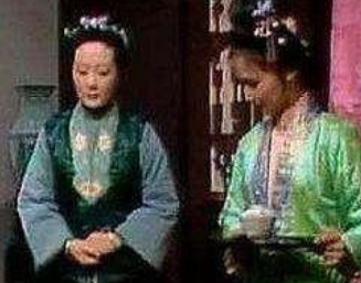 红楼梦中刘姥姥是个风趣幽默之人？体现在什么地方