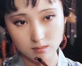 红楼梦中冷香丸是怎么来的？是什么药方？