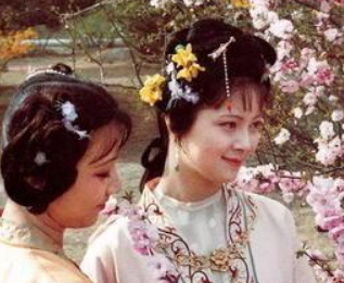 红楼梦中薛府的下人都是什么样的？