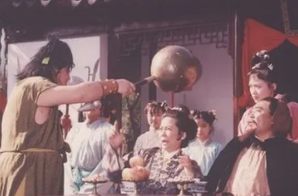 绿牡丹全传第九回：贺氏女戏叔书斋