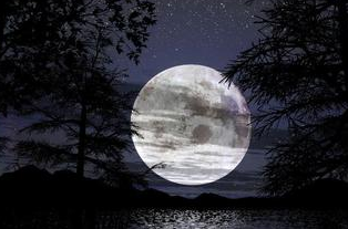 《中秋夜洞庭湖对月歌》原文是什么？如何理解？