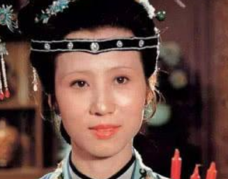 红楼梦贾母要给王熙凤办生日宴，李纨为何不出钱？