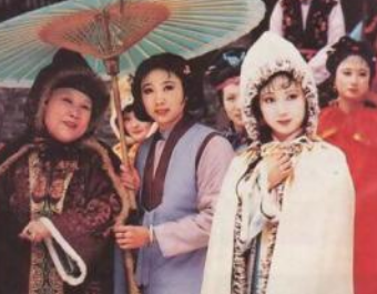 红楼梦中大观园成立诗社后，史湘云为何会参加?